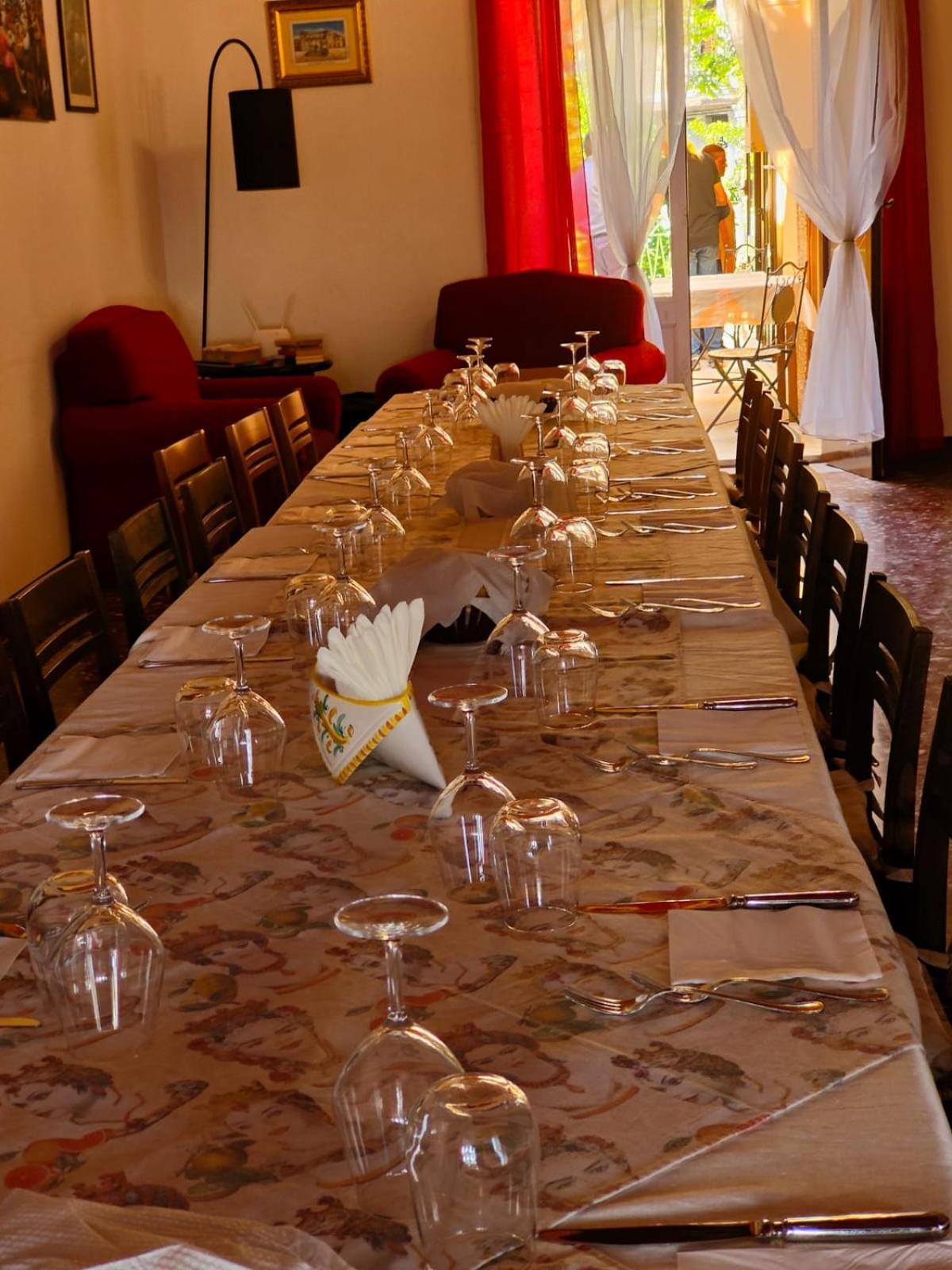 אסראלה Casa Vacanze Borgata Del Sorbo מראה חיצוני תמונה